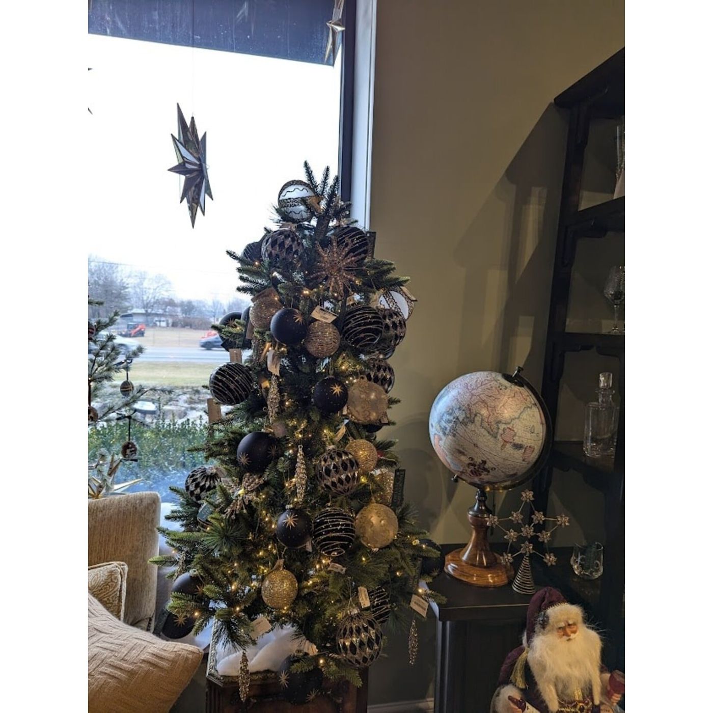 Gold & Black Star Design Ornament - Large