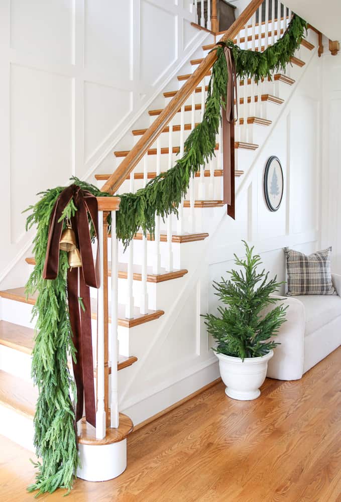 Hang Garland on a Staircase With These Simple Steps - Stefana Silber