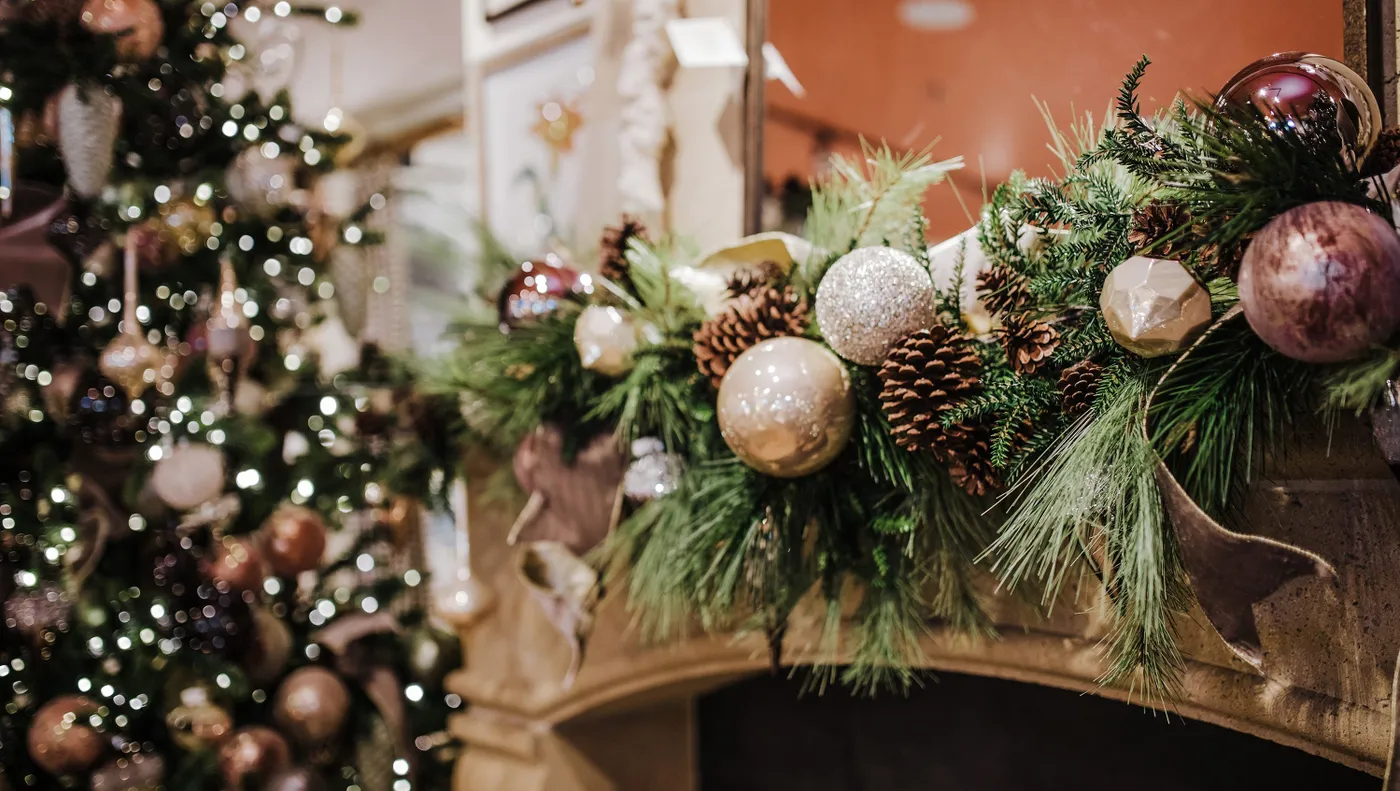 Have a very mauve-y Christmas