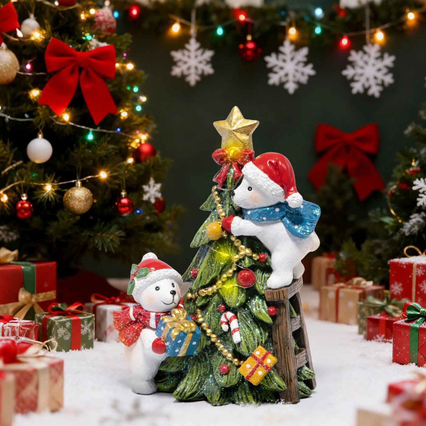 Hodao Christmas Decorations, Resin Polar Bear & Christmas Tree Figurin