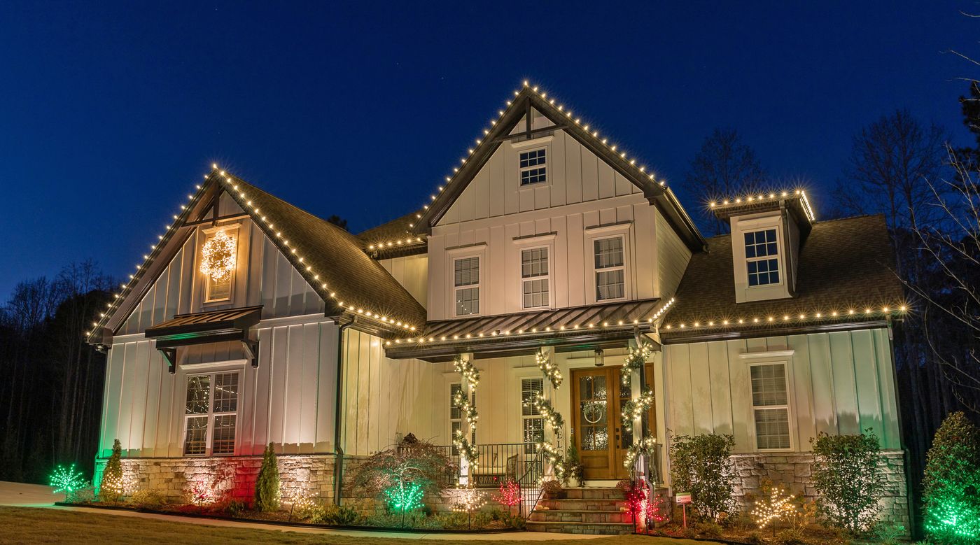 Holiday & Christmas Exterior Lighting Photos & Inspiration