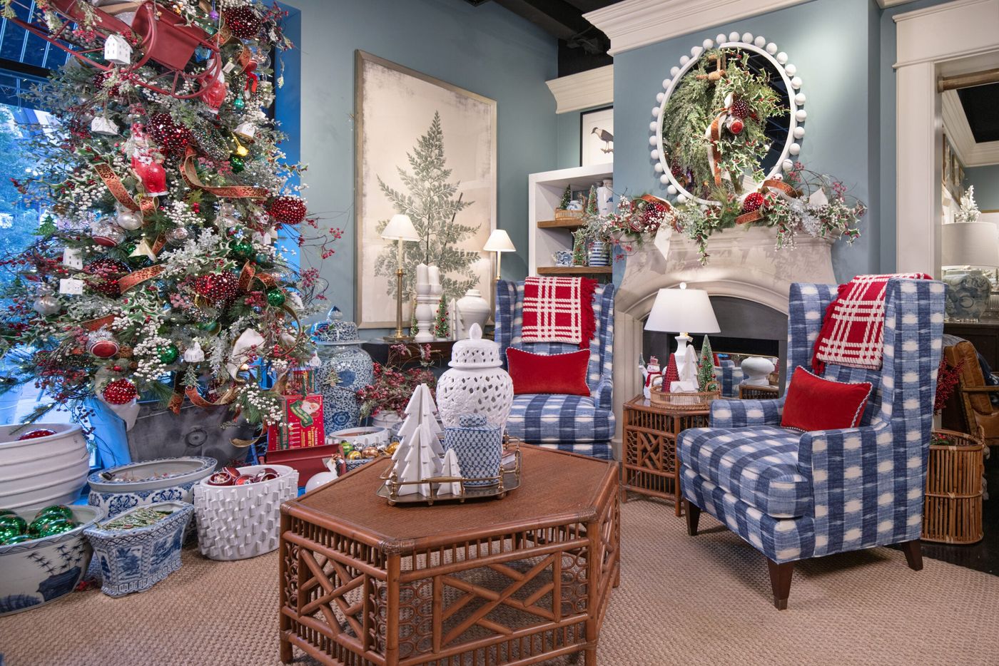 Holiday Style 2022: Nostalgic Noel – Nell Hill's