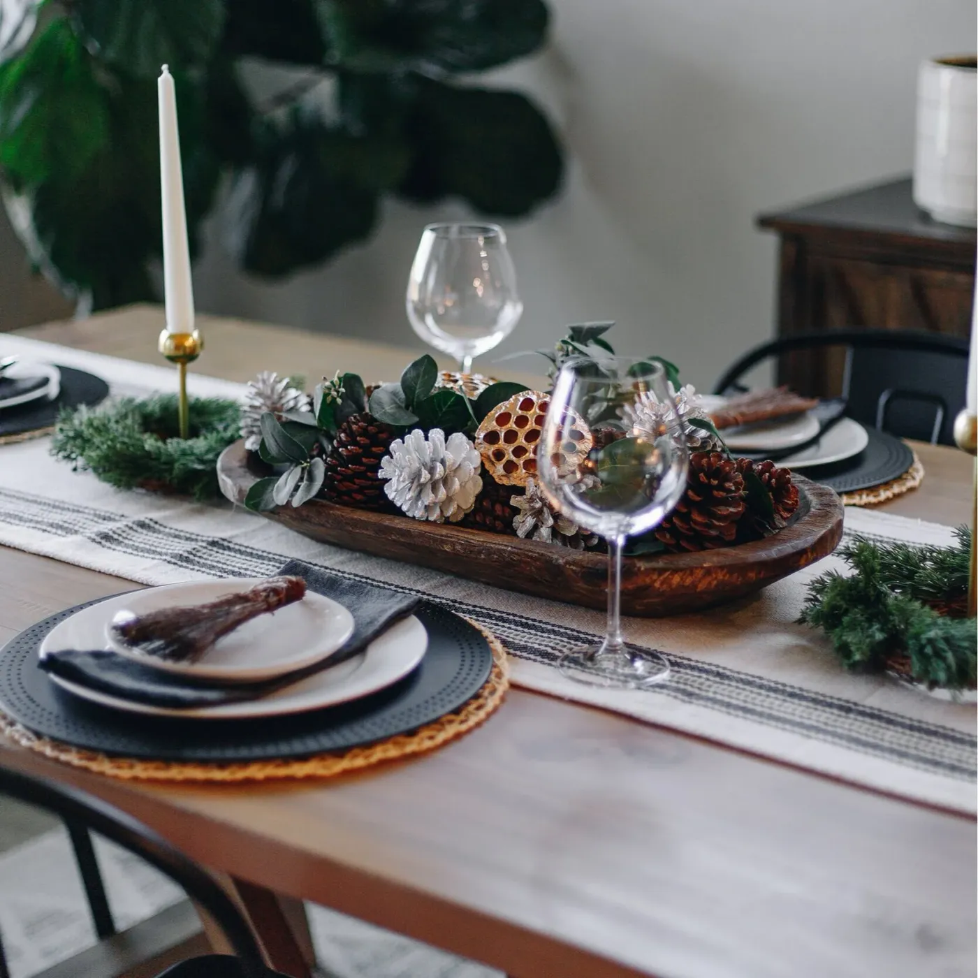 How to Create the Perfect Holiday Centerpiece — Bindle & Brass Trading  Company