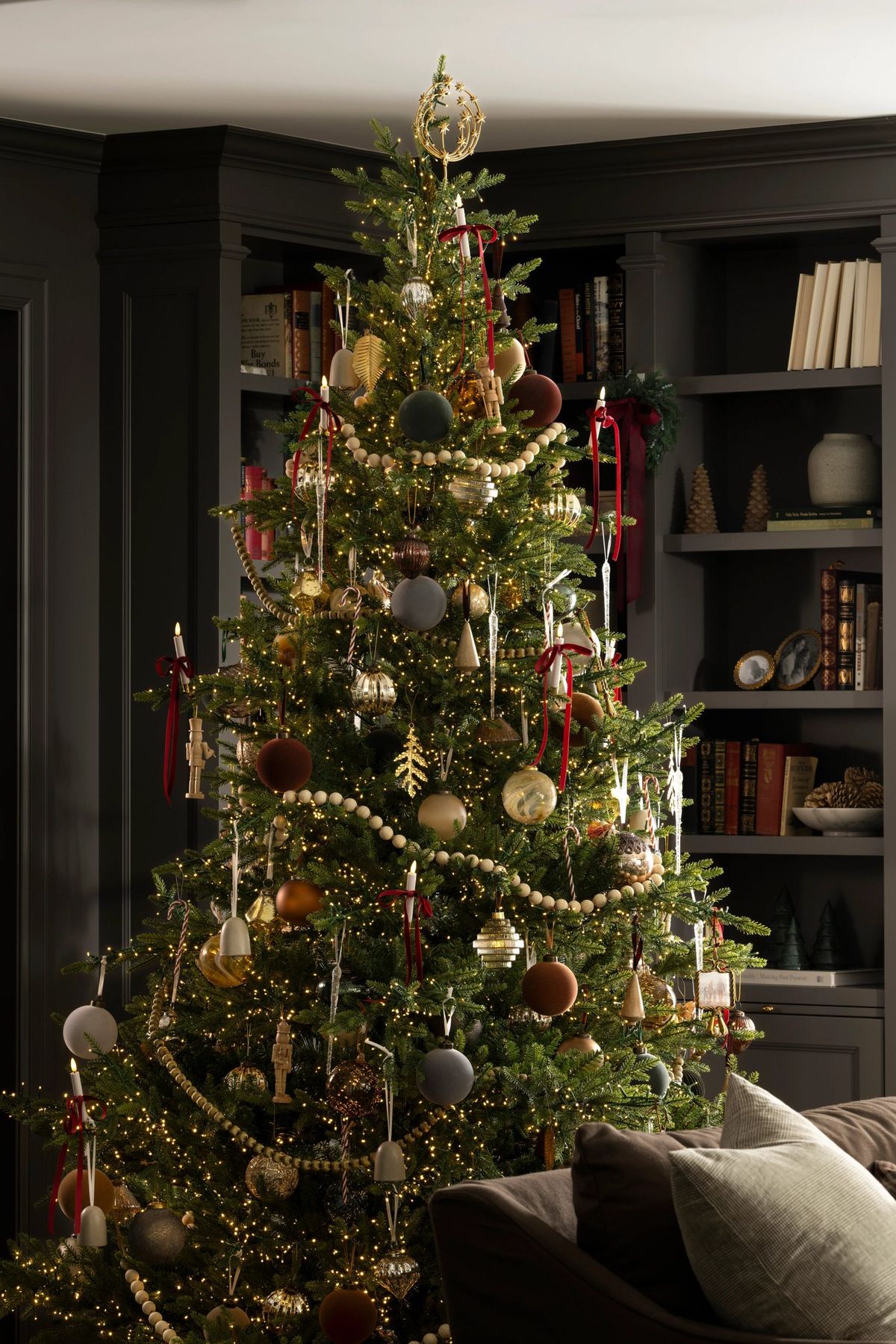 How to Decorate a Studio McGee-Style Christmas Tree — Studio McGee
