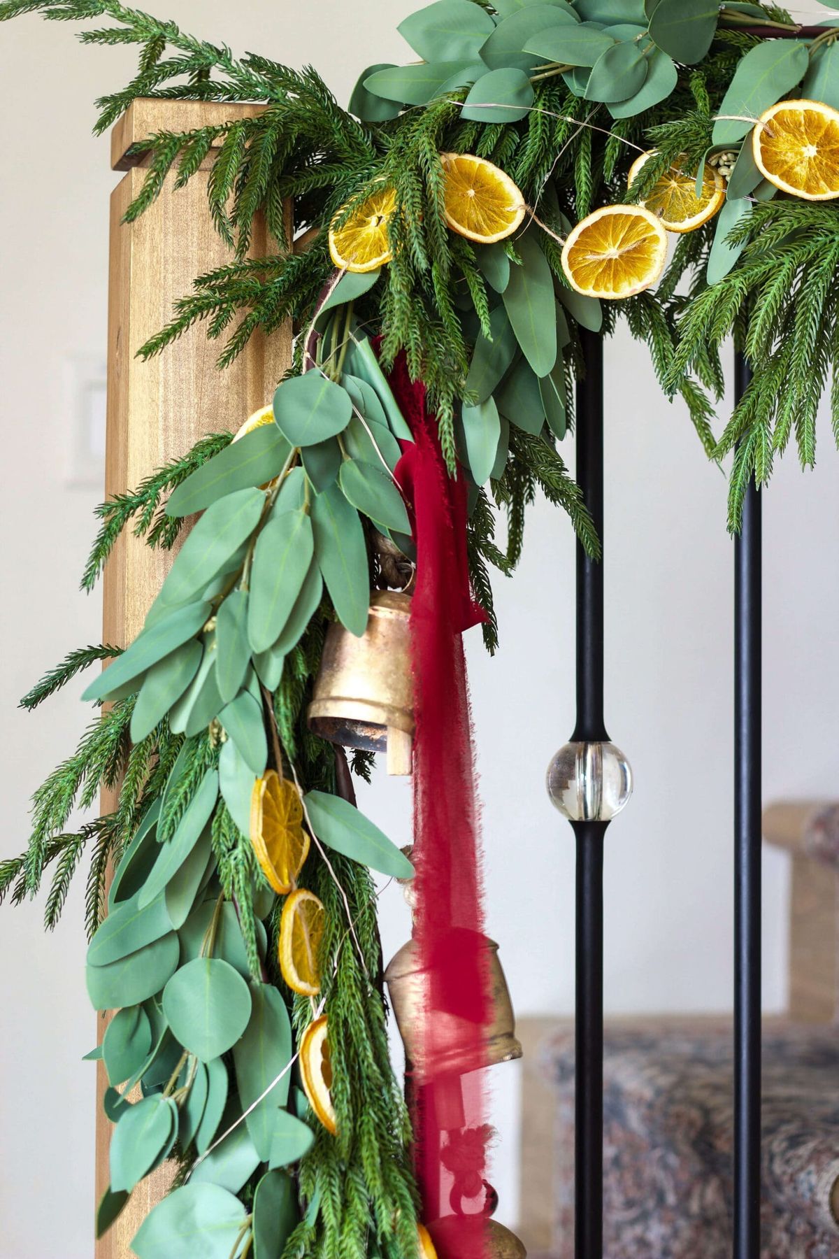 How to Decorate With Christmas Garland on a Staircase | Crystel Montenegro  Home