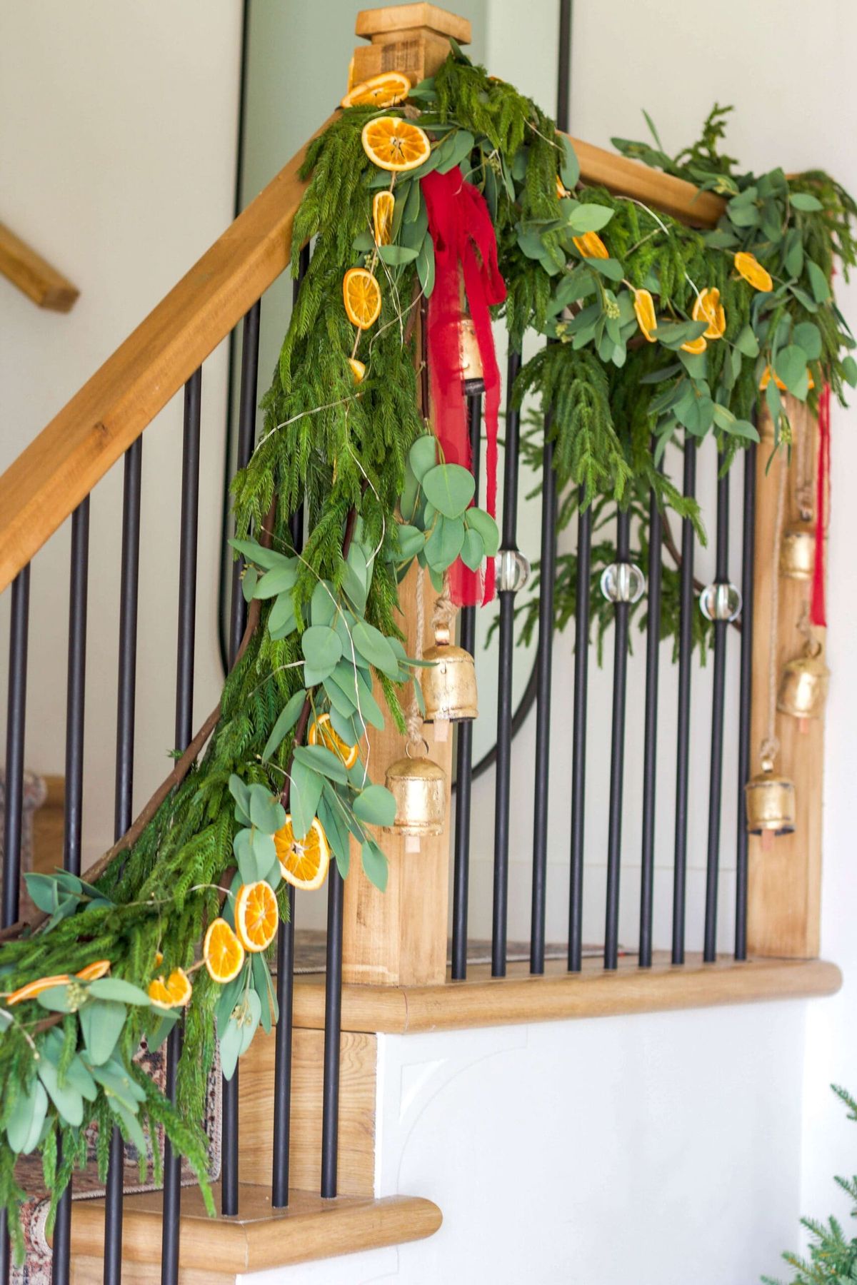 How to Decorate With Christmas Garland on a Staircase | Crystel Montenegro  Home