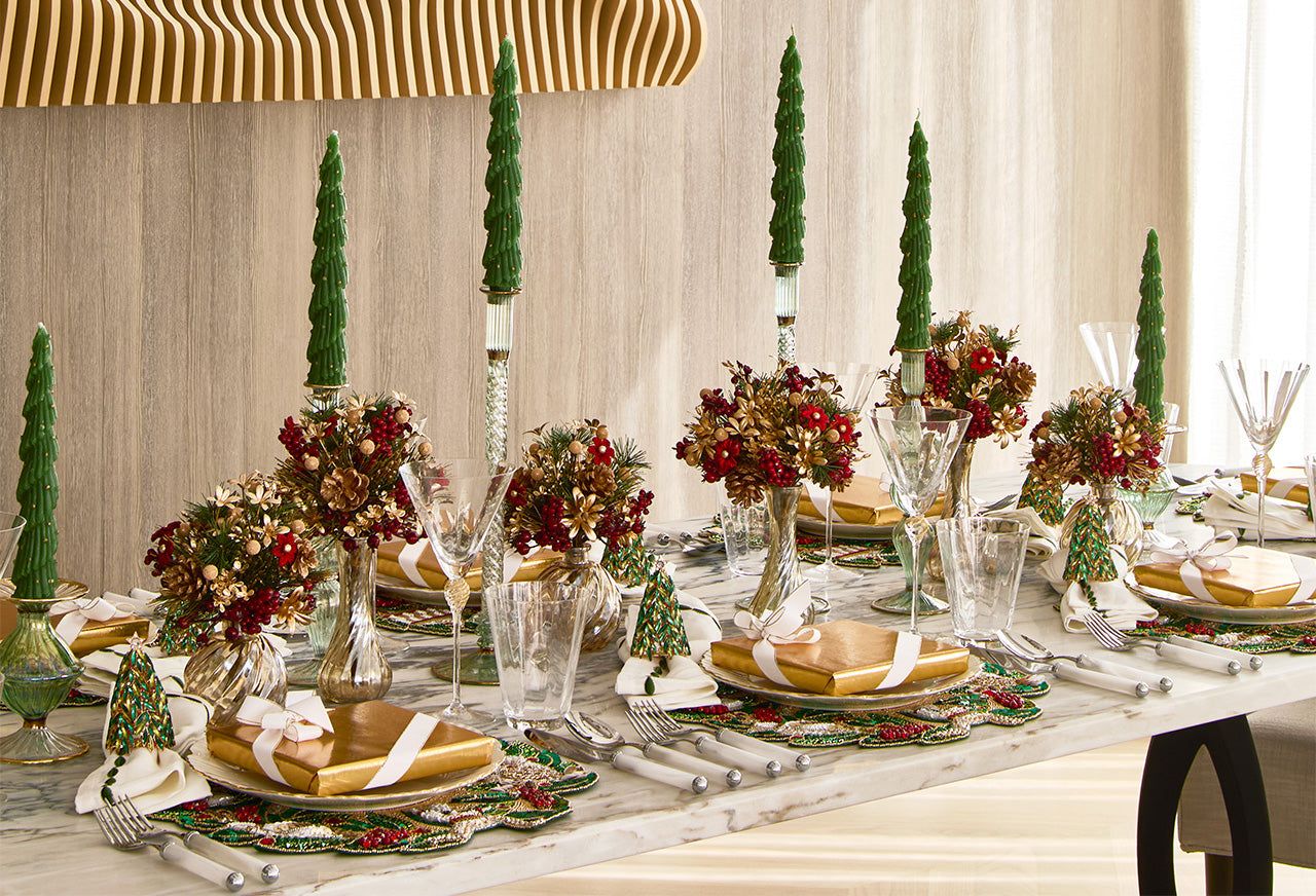 How to Make a Christmas Tablescape : Simple Steps for a Stylish Holida