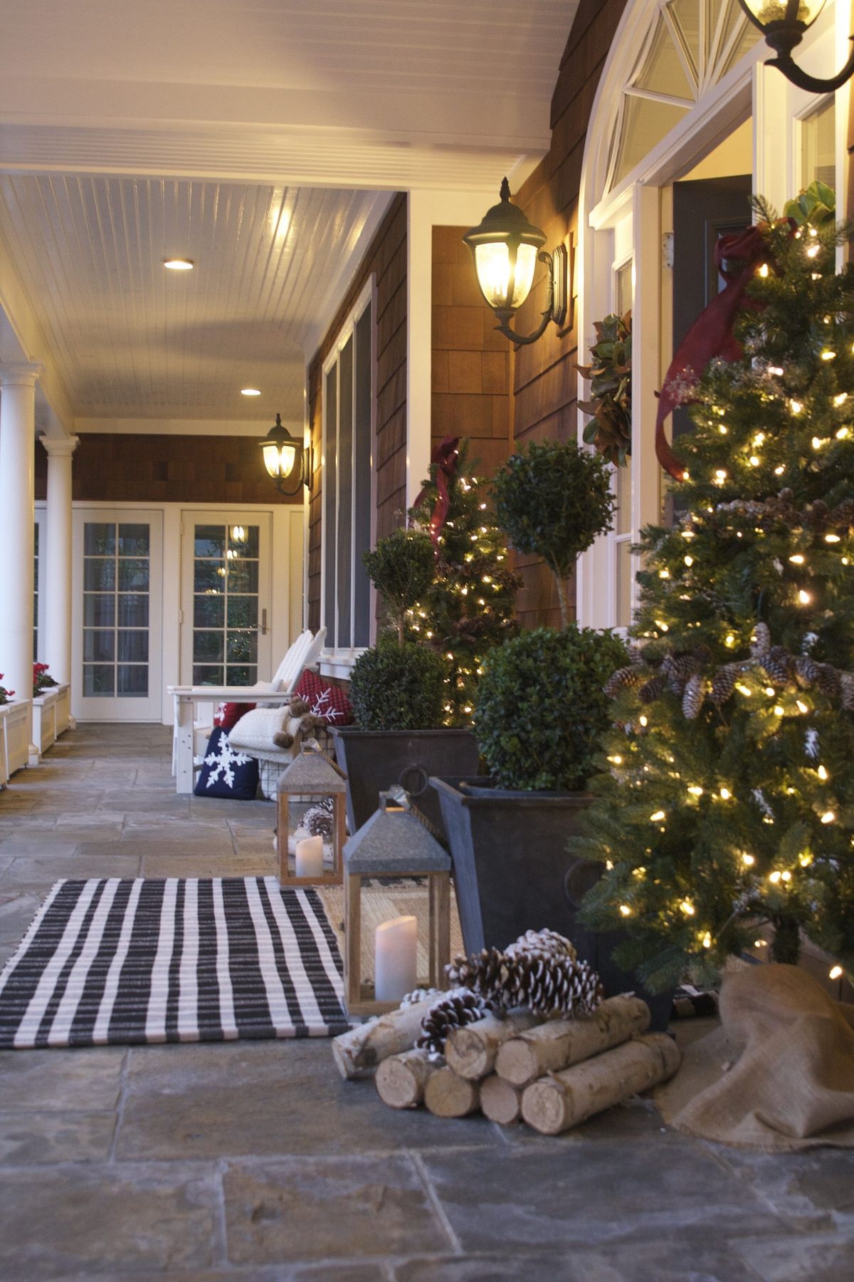 How To with Lowe's: The Most Incredible Christmas Front Porch - Simply  Organized
