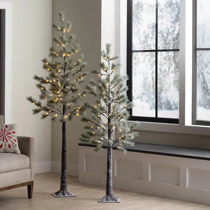 Indoor/Outdoor LED Snowy Pine Tree, 70'H