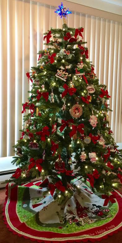 It's Beginning to Look A Lot Like Christmas - Just a Mom's World