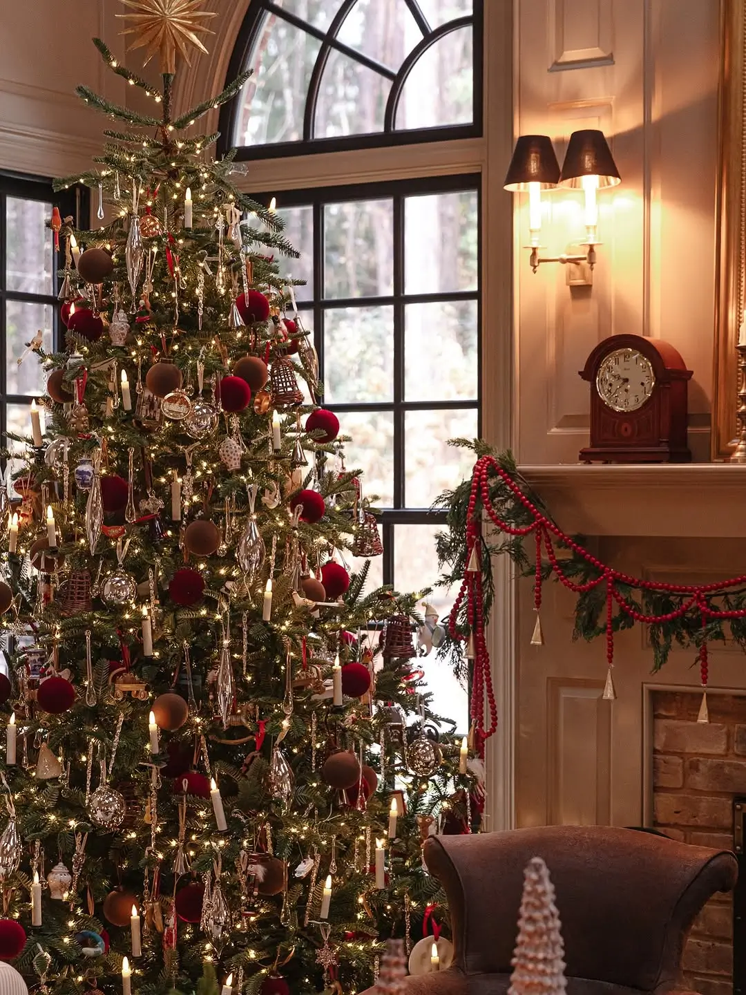 Julia Marcum's Christmas Living Room Tour