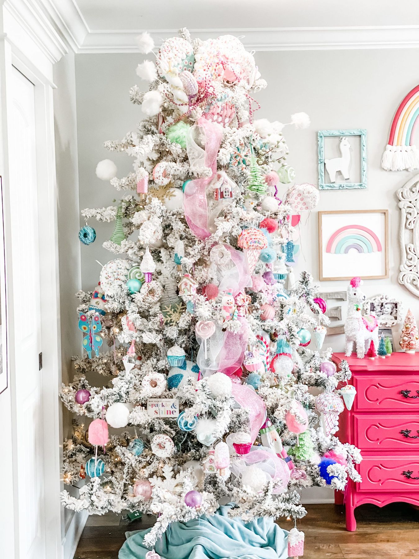 little-girls-christmas-tree2 - Re-Fabbed