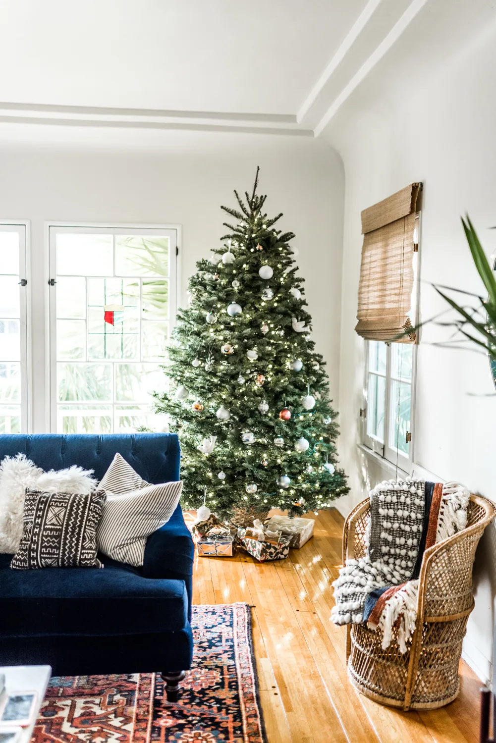 modern-bohemian-christmas-decor-home-25 | Devon Rachel