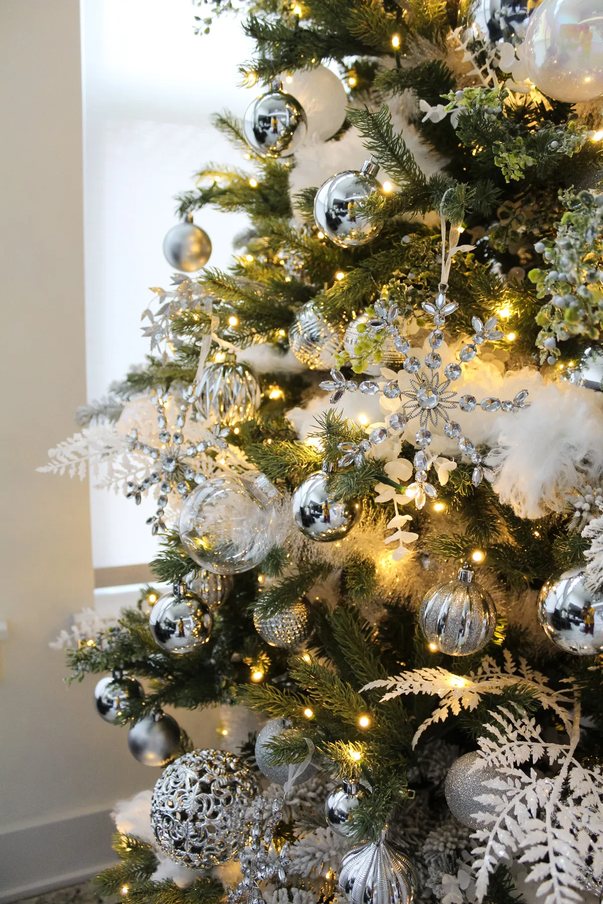 Modern Snowy Christmas Tree