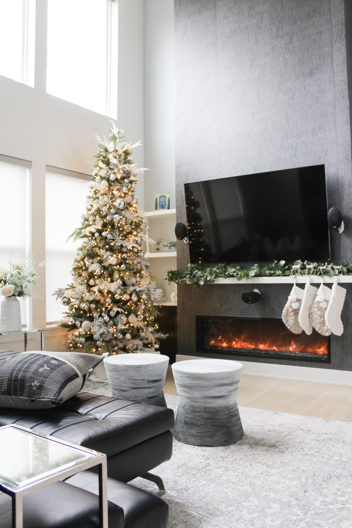 Modern Snowy Christmas Tree
