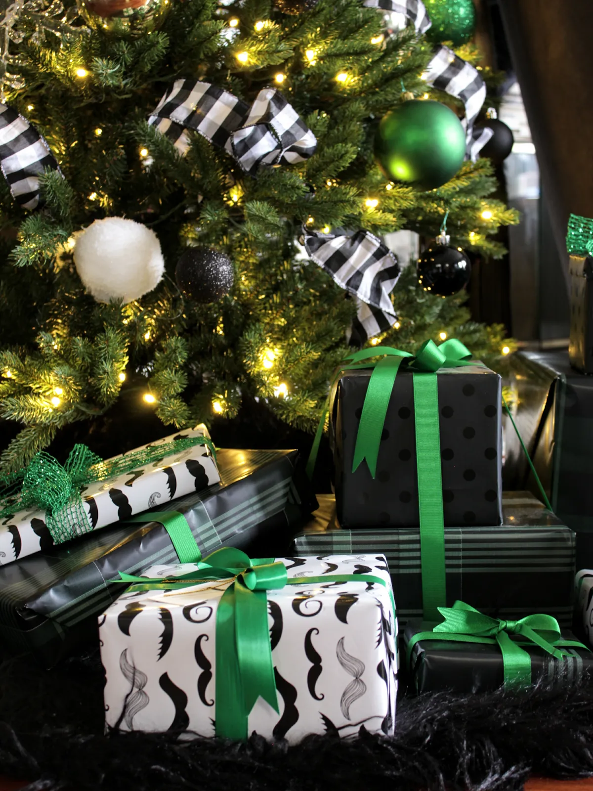 Oscar Bravo Home: 7 Simple Tips for a Beautifully Decorated Christmas Tree