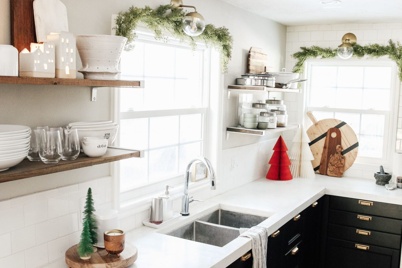 Our Christmas Kitchen - Chris Loves Julia