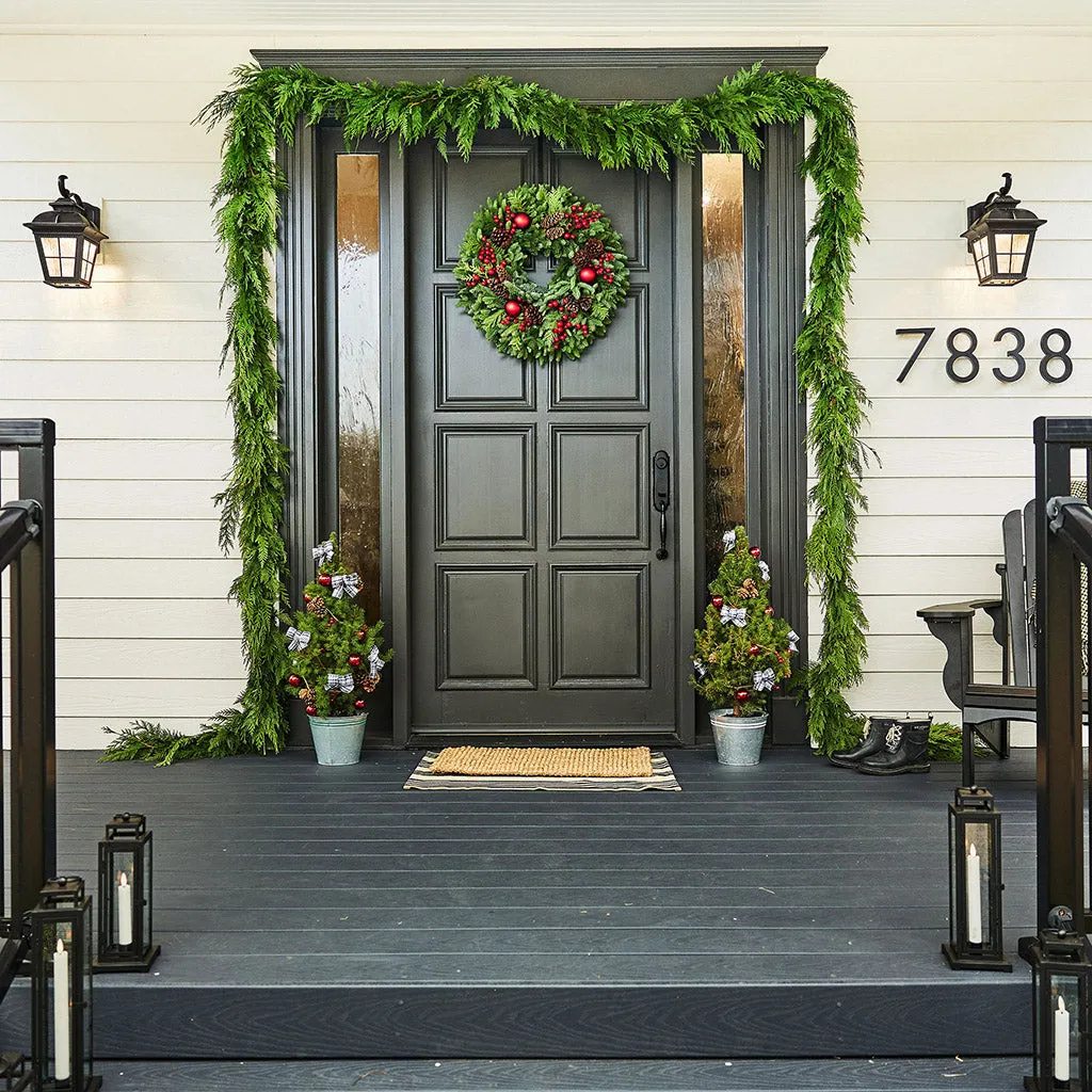 Outdoor Christmas Wreath – Built to Shine All Season – Lynch Creek Farm
