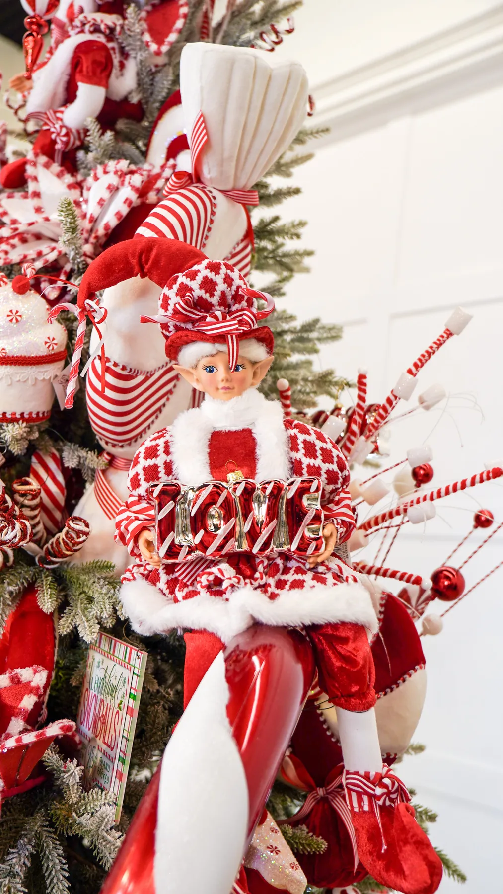 Peppermint Candy Decor Bundle – The Christmas Palace Candy Cane Christmas  Tree Kit- Peppermint Decorations Ornaments Bundle
