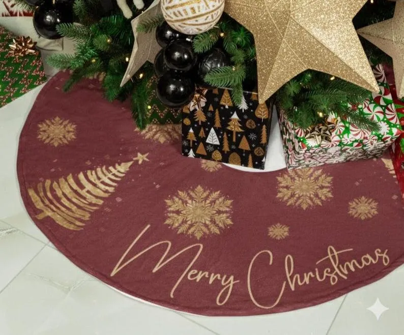 Personalized Christmas Tree Skirt Deep Red Gold Snowflake Holiday Deco –  Amor Custom Gifts
