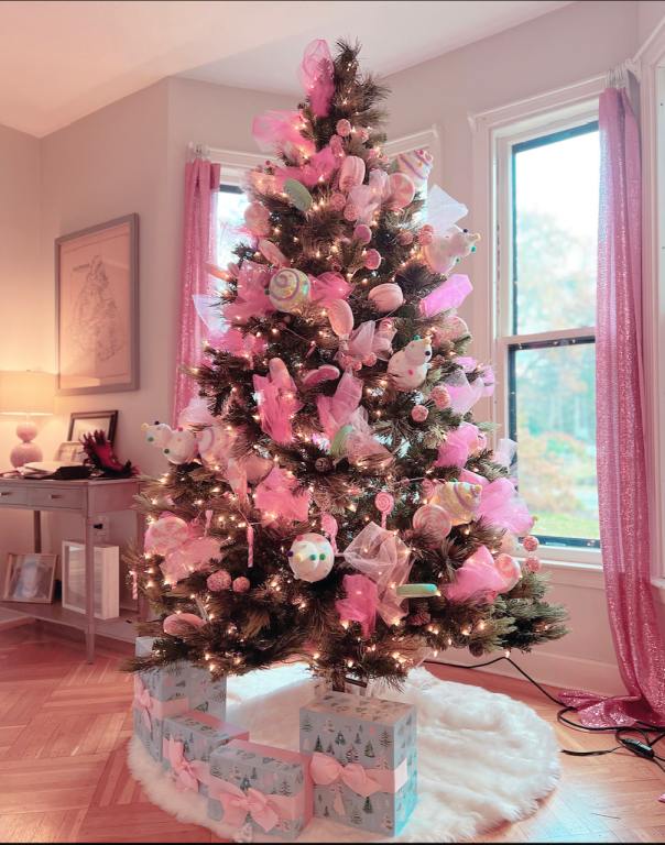Pink Christmas! Three Reasons Why Everything Is Pink! - Country 102.5