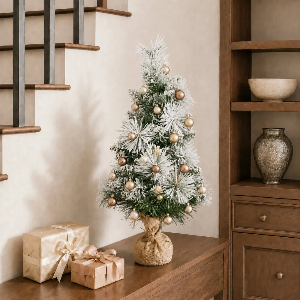 Plum Pudding Christmas Table Christmas Tree with Lights Snowy Small 45 – Kaisercraft