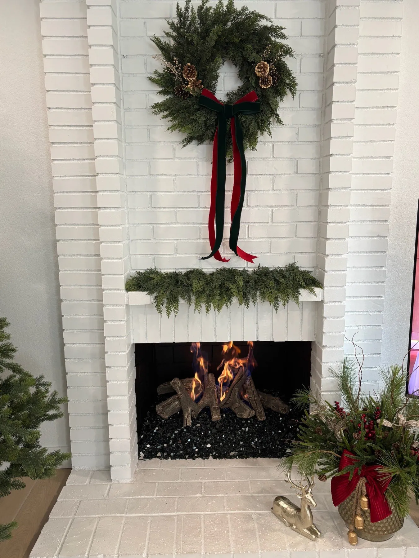 Porch or Mantel? Holiday Decorating Packages for 2026