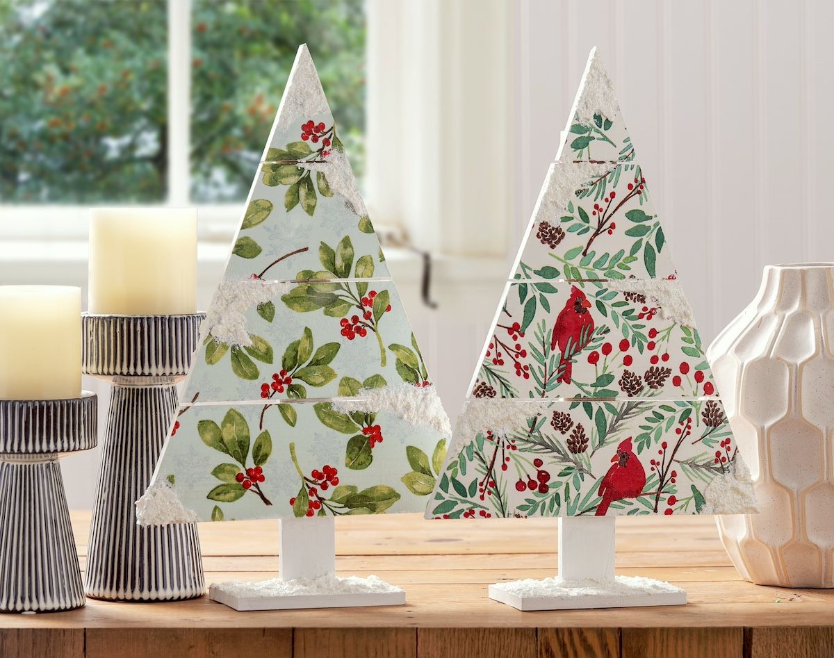 Pretty Christmas Tree Mantel Decor with Napkins - Mod Podge Rocks