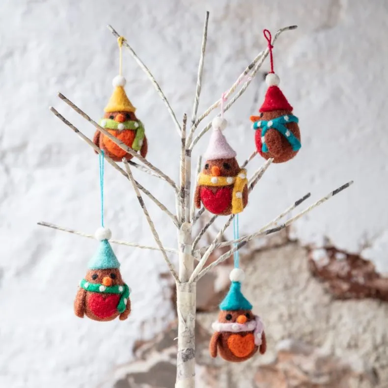 Set of 5 Felt Robin Christmas Decorations | National Trust Shop