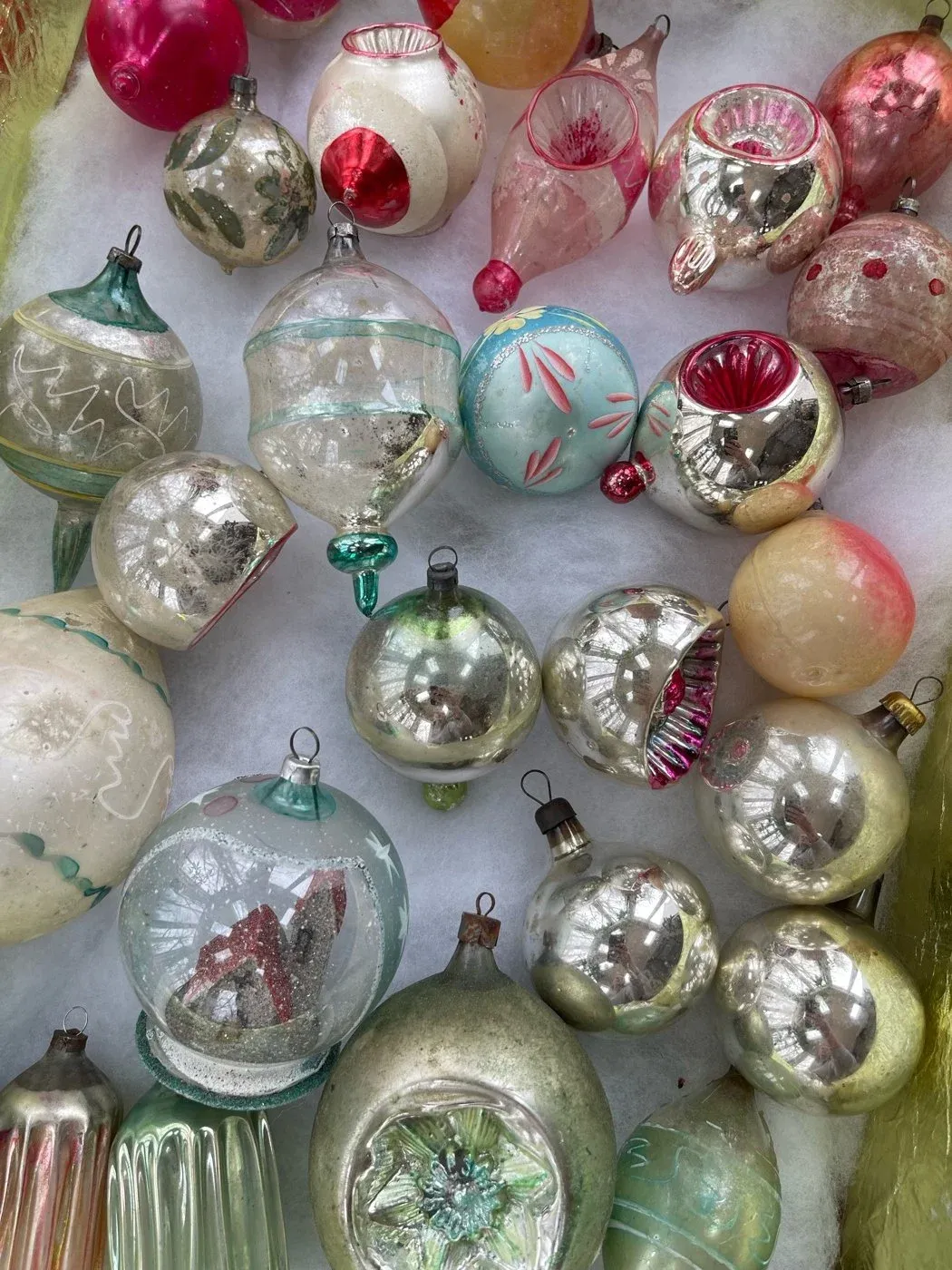 Silver Old Glass Christmas Ornaments Vintage Glass Christmas Ornaments: A  Collector's Guide — The Tinsel Box