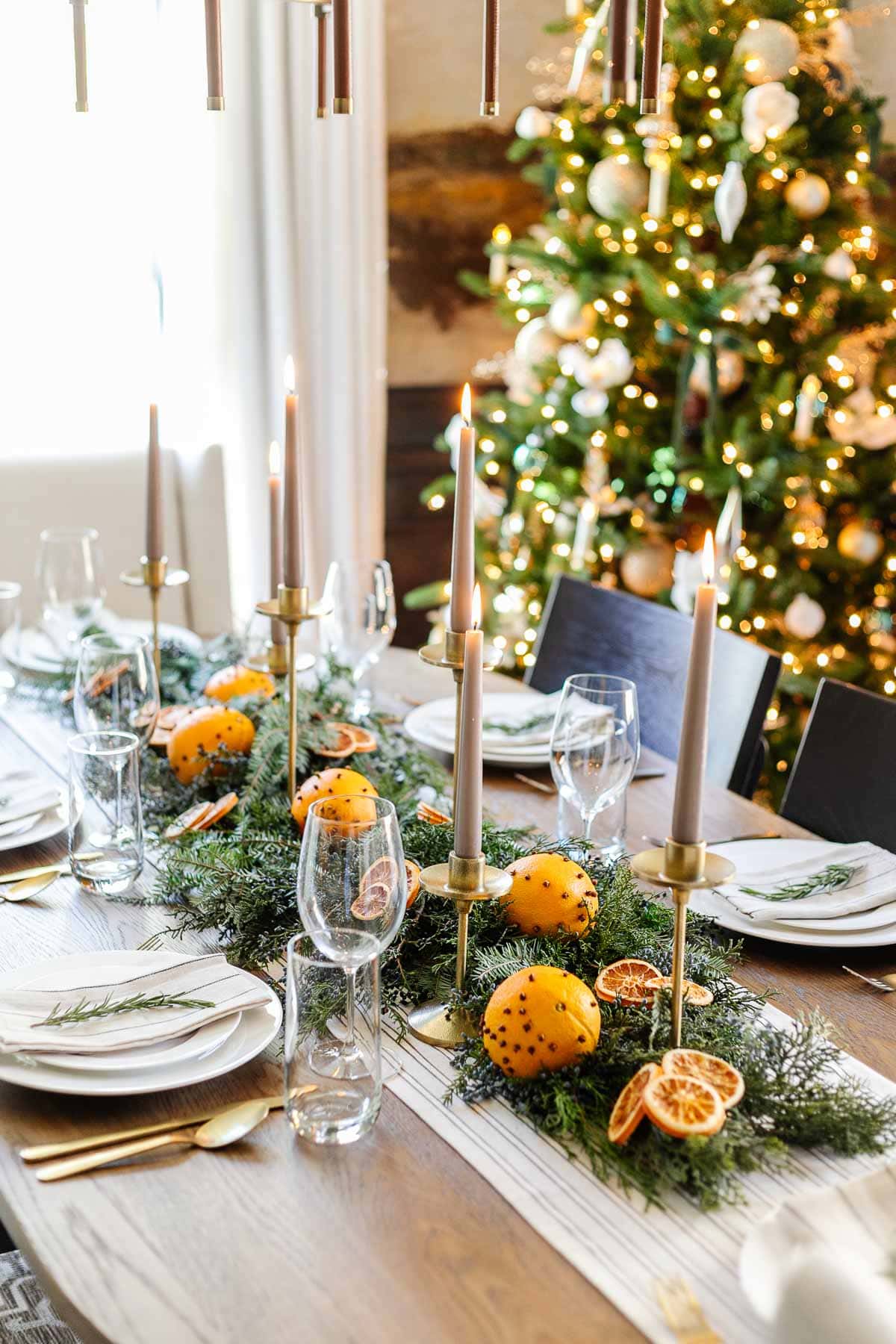 Simple and Inexpensive Christmas Table Centerpiece - Bless'er House