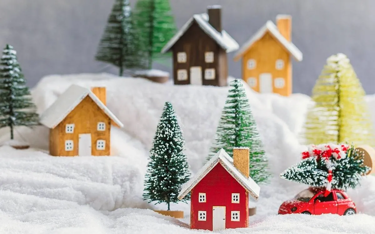 Steps to a Stunning Christmas Tree