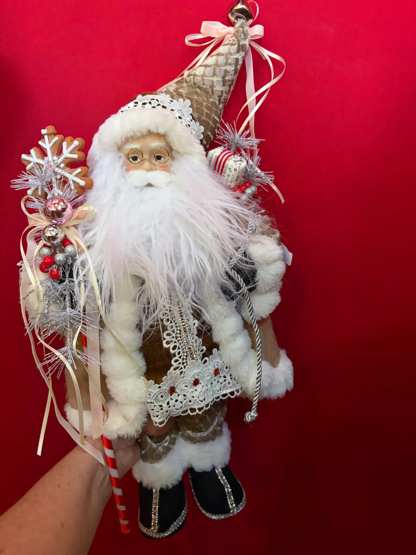Stunning Gingerbread & Pastel Pink Santa | Christmas On Tambori