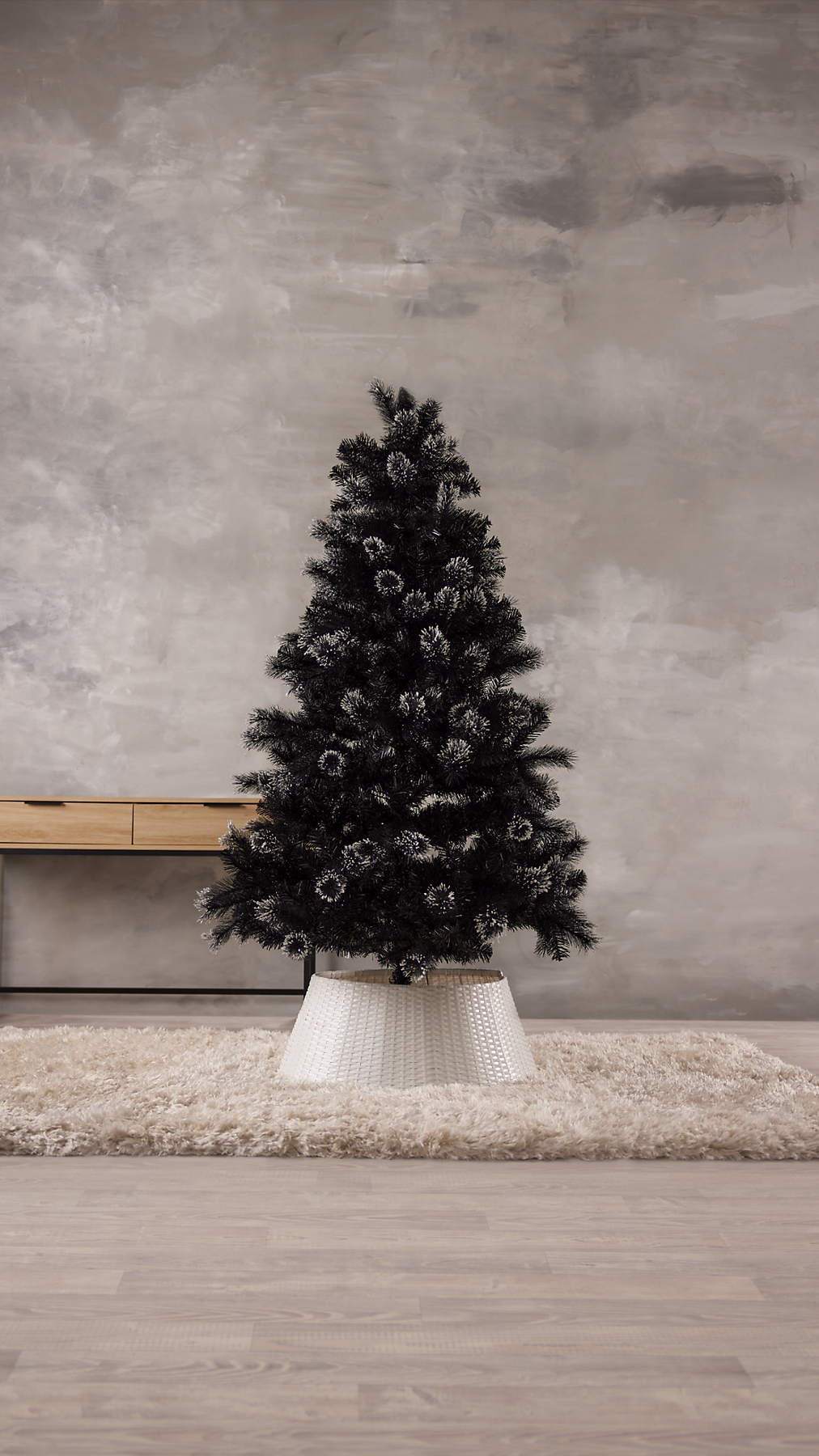 Styling Tips on Decorating your Christmas Tree | BIG W