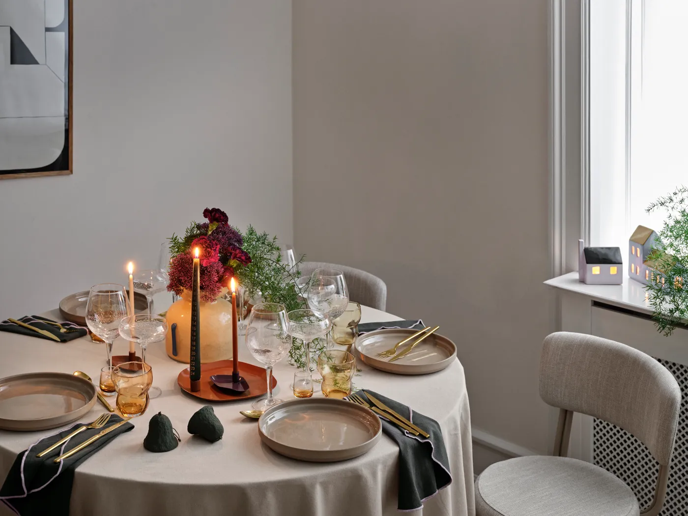 The Christmas Dinner Party Tick List — 8 Table Decor…