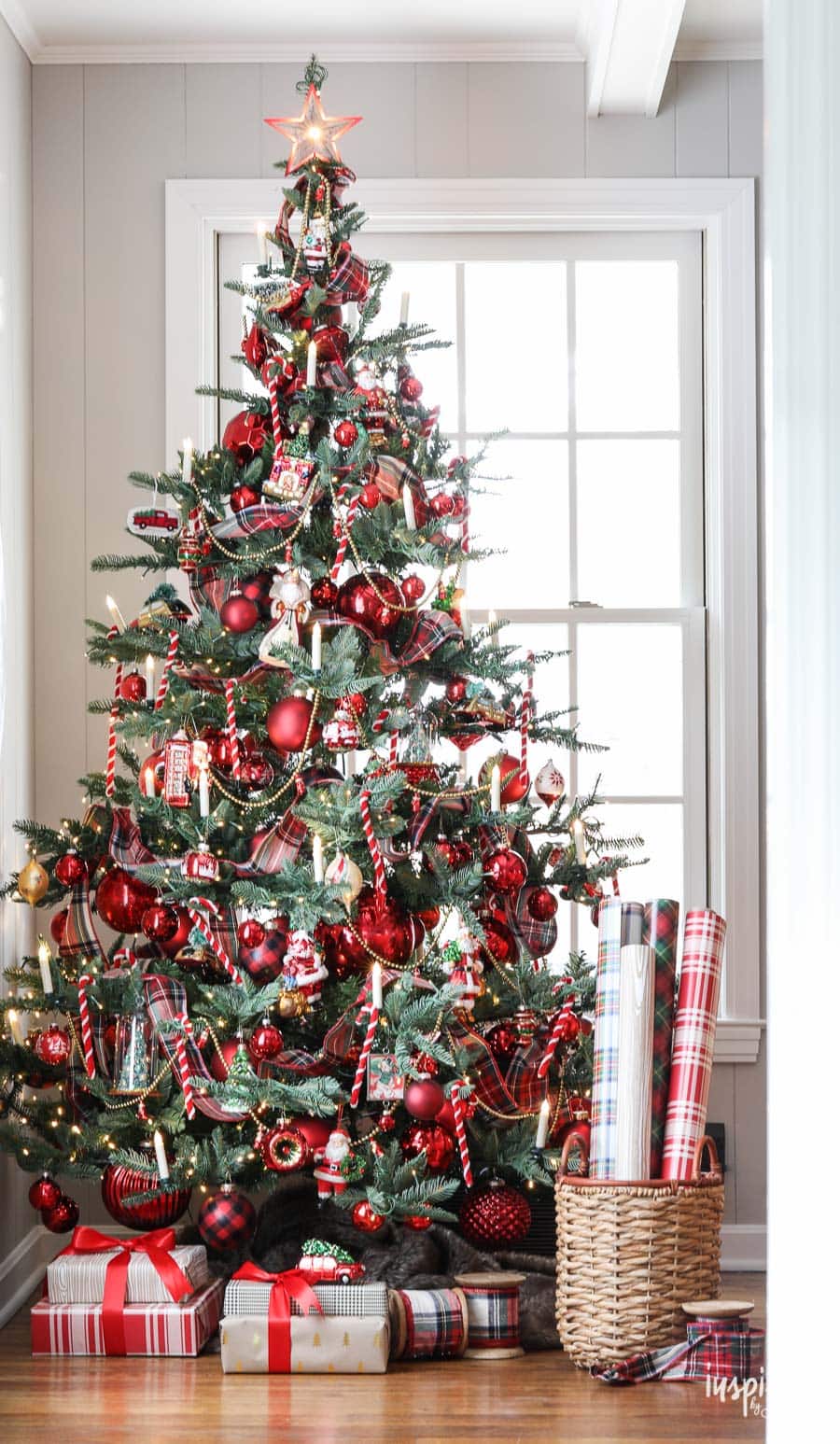 The Christmas Tree Decorating Ideas that are Inspiring Me this Year -  Making it in the Mountains