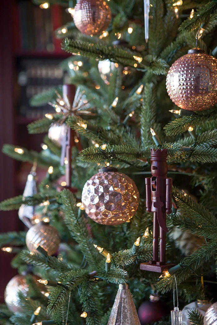 the-makerista-christmas-tree-traditional-modern-burgundy-mauve-grand-7w7a8268  - The Makerista
