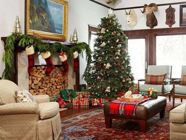 What Is Ralph Lauren Christmas? Here Are 16 Ways To Get the Heritage Holiday  Look | HGTV