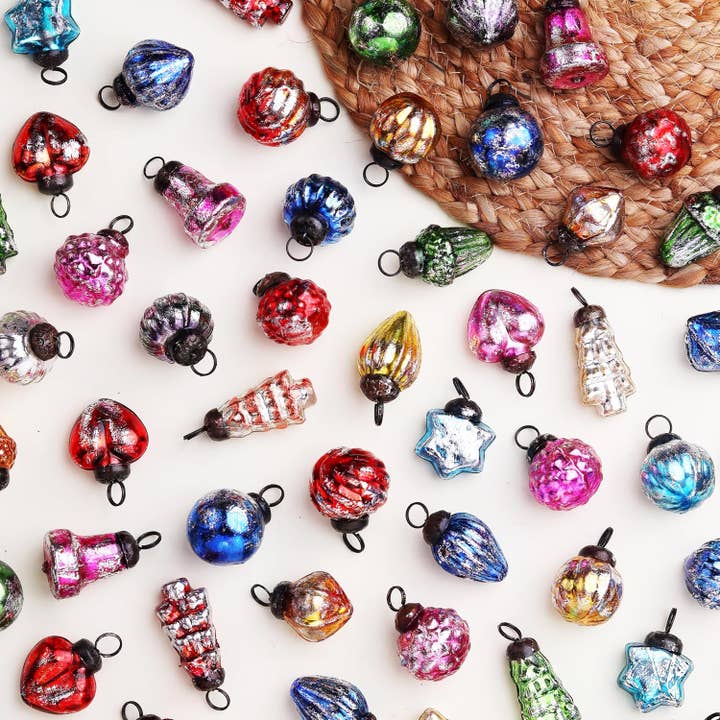 Wholesale 50 Retro Multicolor Christmas Tree Ornaments Ball Hanging for  your store - Faire