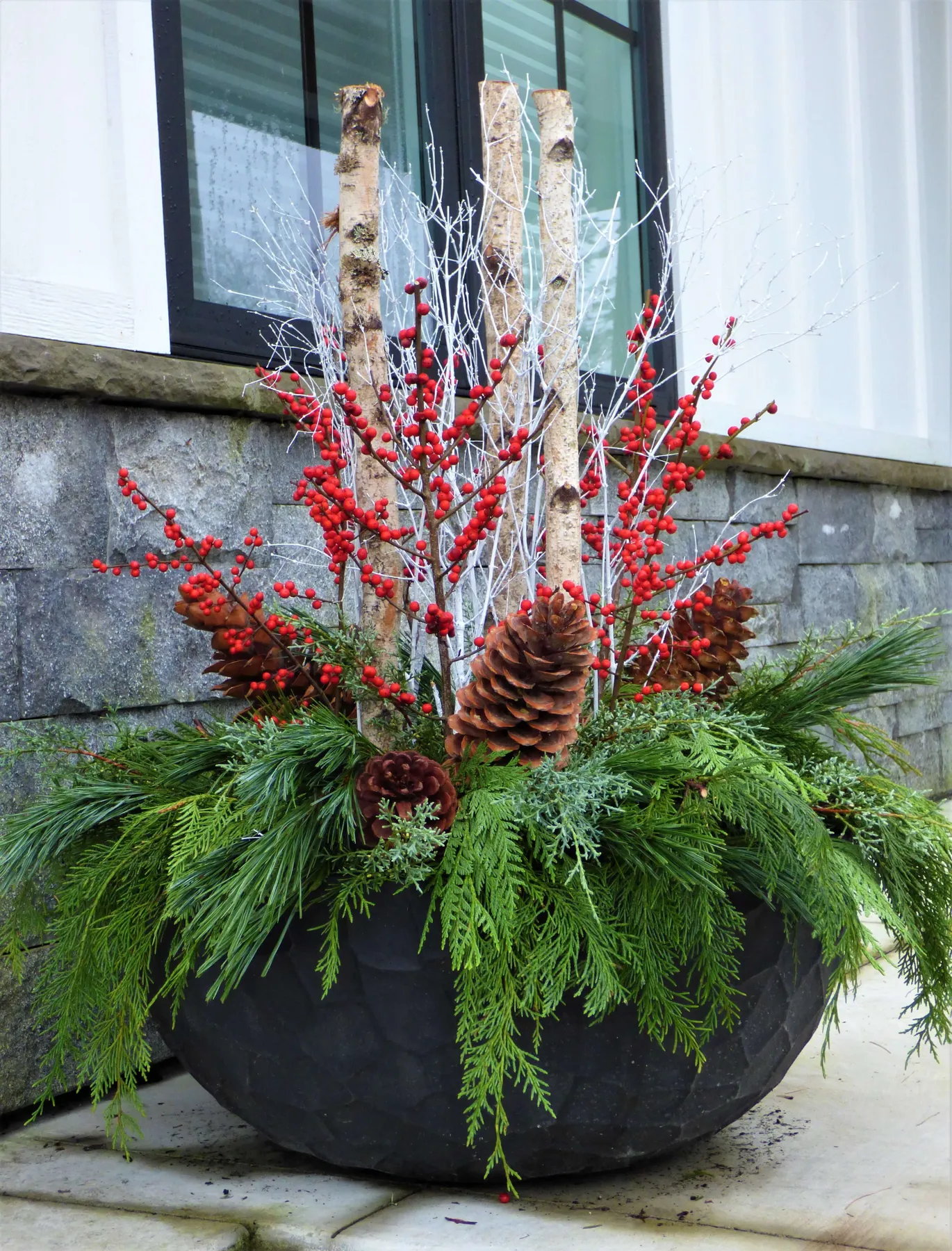 Your Guide to Christmas Porch Pots – Amsterdam Garden Centre